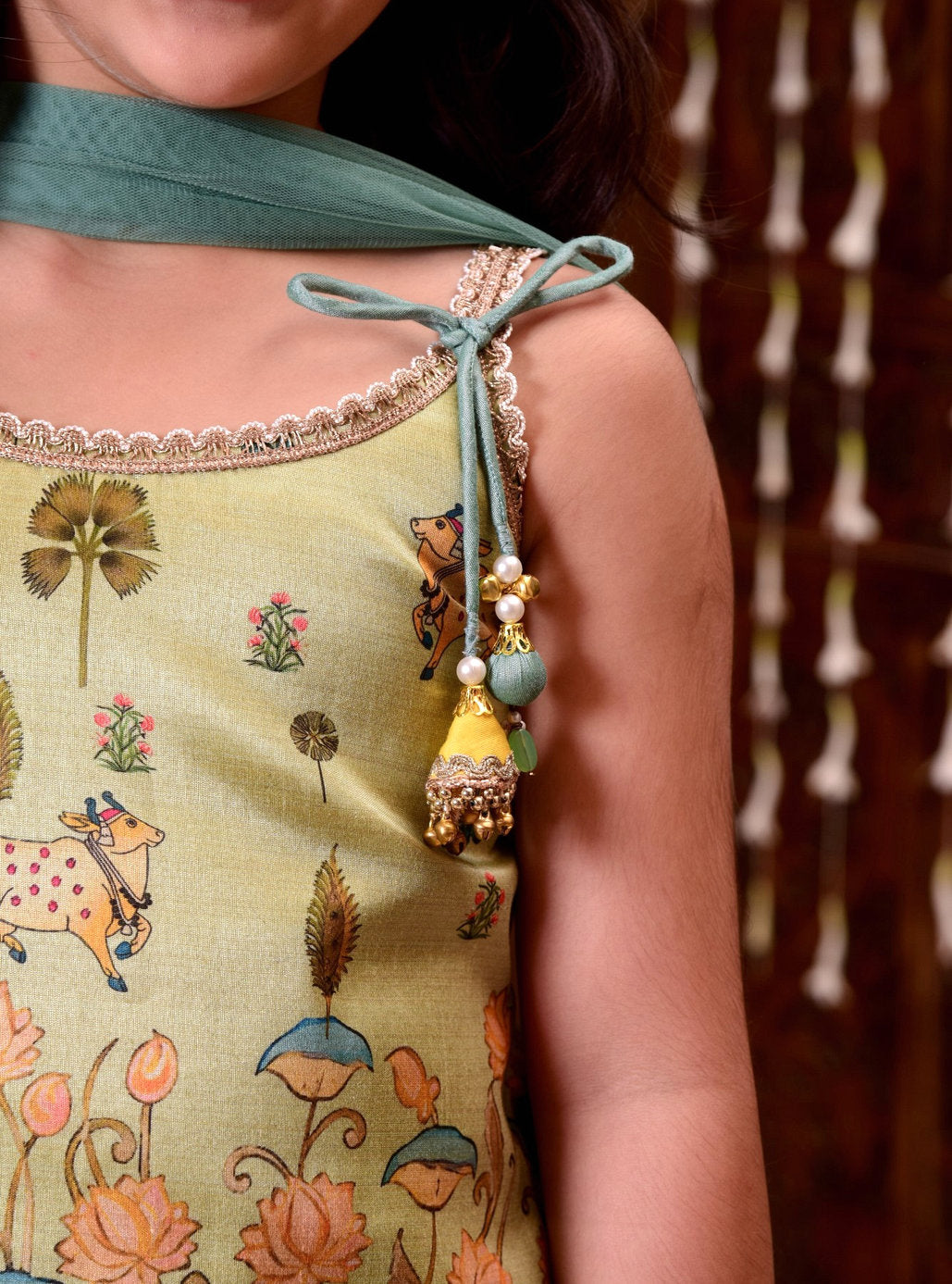 Meadow Mint Pichwai Kurti Set