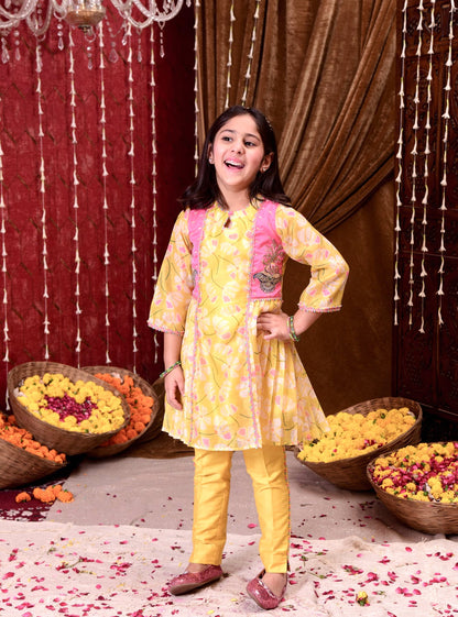 Sunshine Spark Kurti Set